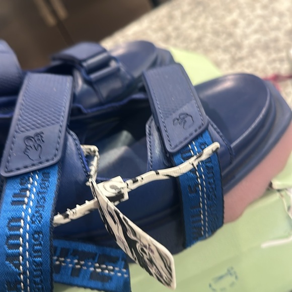 Women Blue Sandals - Picture 13 of 17